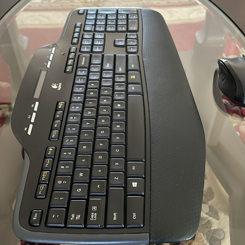 Keyboard - Picture 3 of 16